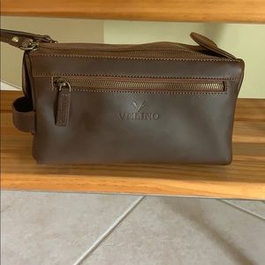 Velino Buffalo leather bag